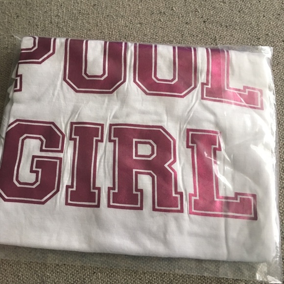 Pool Girl 🏊🏻‍♀️ Super Soft High Low Tee - Picture 8 of 8